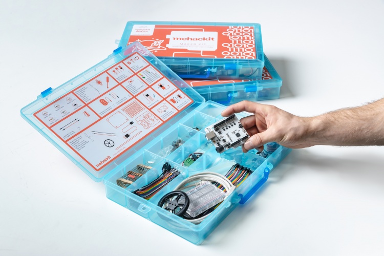 Mehackit Maker Kit comes with a handy box for storing the parts.